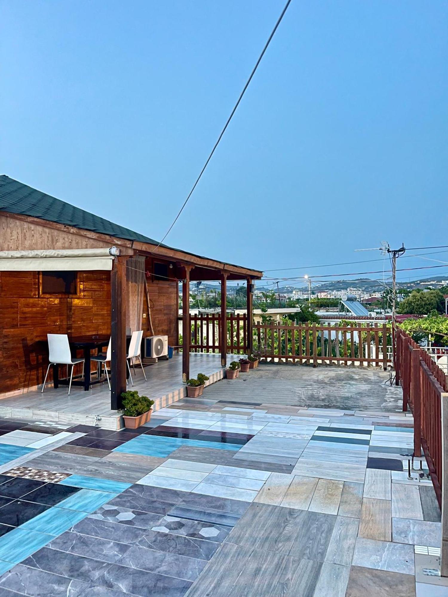 Guest House Dea Vlorë Eksteriør billede
